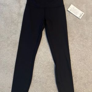 NWT lululemon Wunder train HR Tight 25”